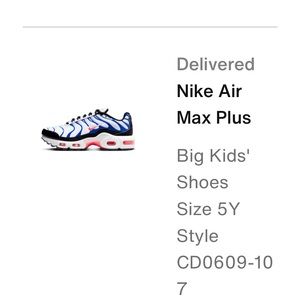 Nike never worn big Kids size 5 converts to women Size 6.5